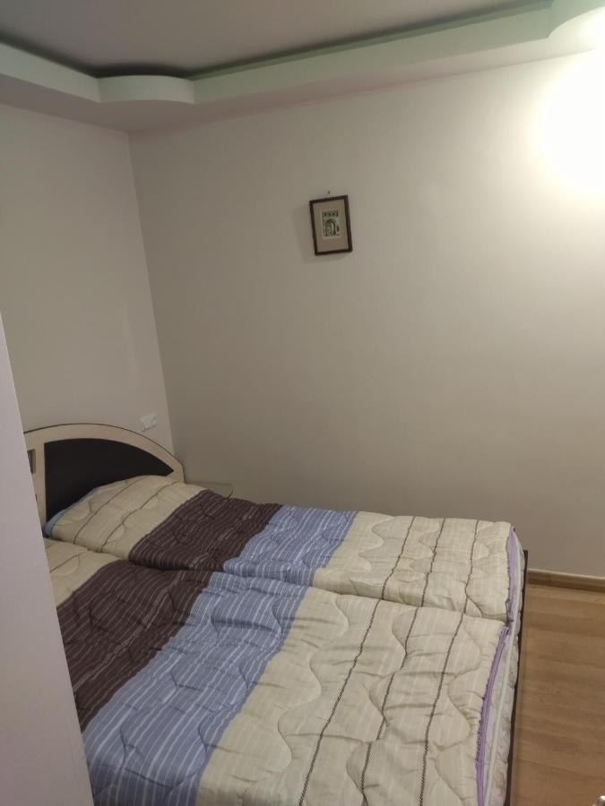 יירבאן Abovyan 36 Apt & Tour מראה חיצוני תמונה